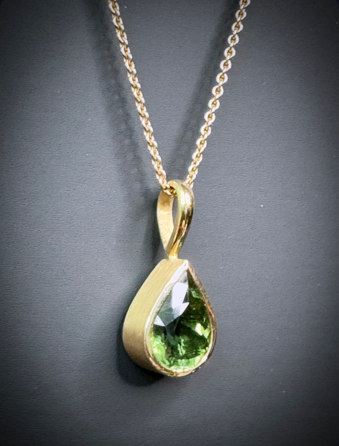 Halsschmuck mit Turmalin