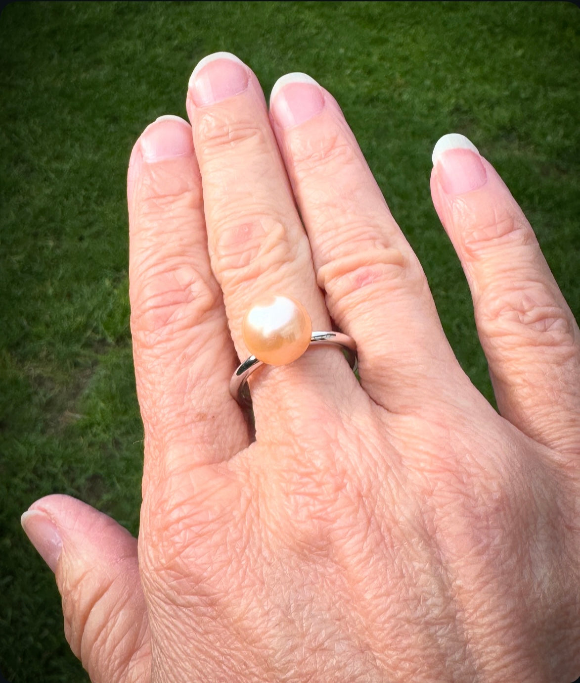 Ring mit Süsswasserperle (apricot)