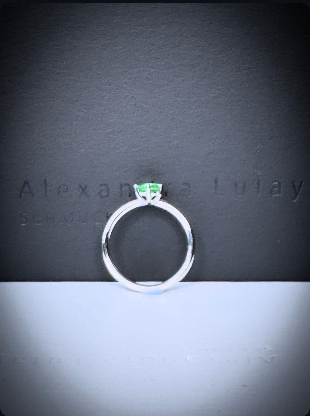 Ring mit Tsavorit