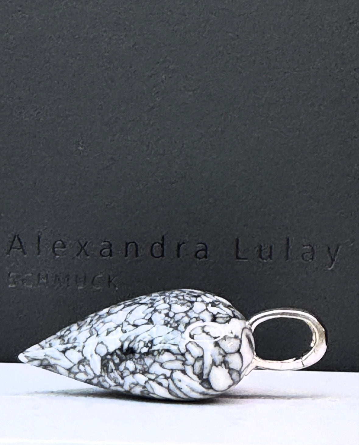 Halsschmuck mit Pinolith-Herz